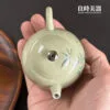 手繪鬥彩豆青手掌壺125ml