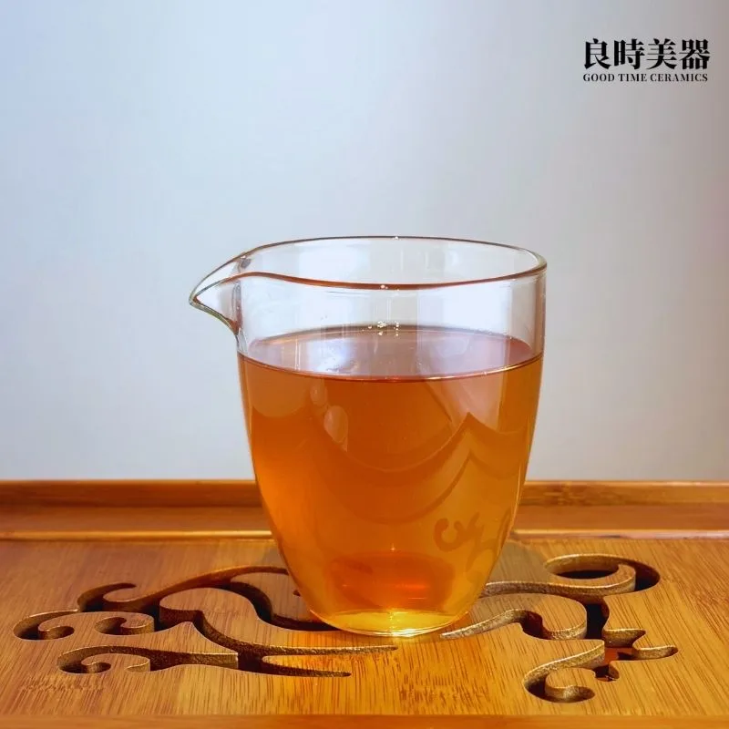 133 玻璃加厚手拿茶海 300ml