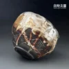 許明香柴燒茶碗細節 斑駁志野釉面與天然木柴落灰窯變痕跡特寫