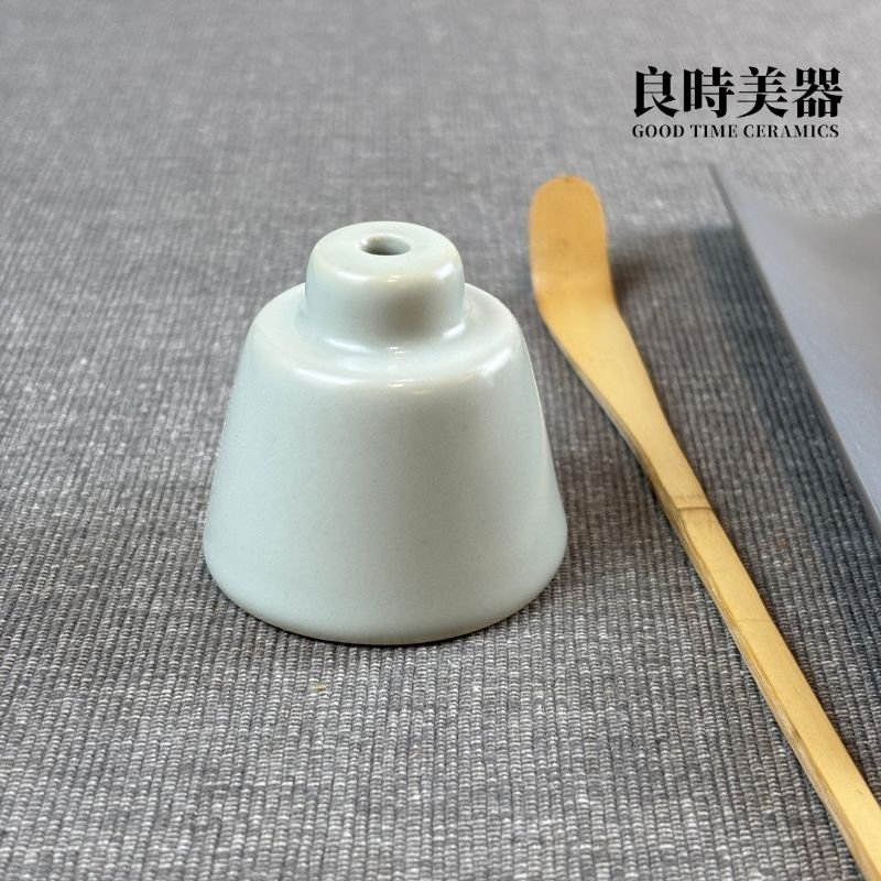 台灣茶具推薦功能性配件-高 CP 值天青色汝窯蓋置加購首選