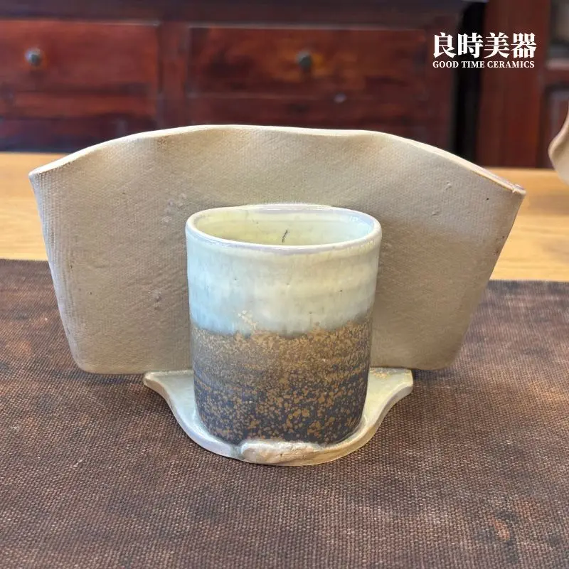 手工陶板背面紋理-陶瓷名片架結構展示-台灣工藝辦公桌裝飾