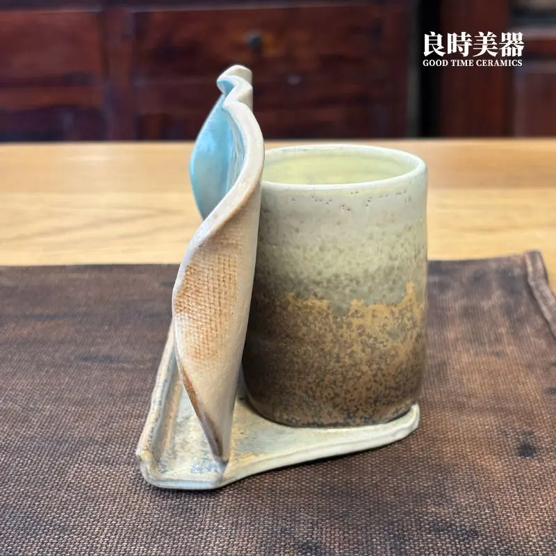 手繪墨竹圖樣細節-職人彩繪竹葉線條-原創手工陶瓷工藝-商務送禮