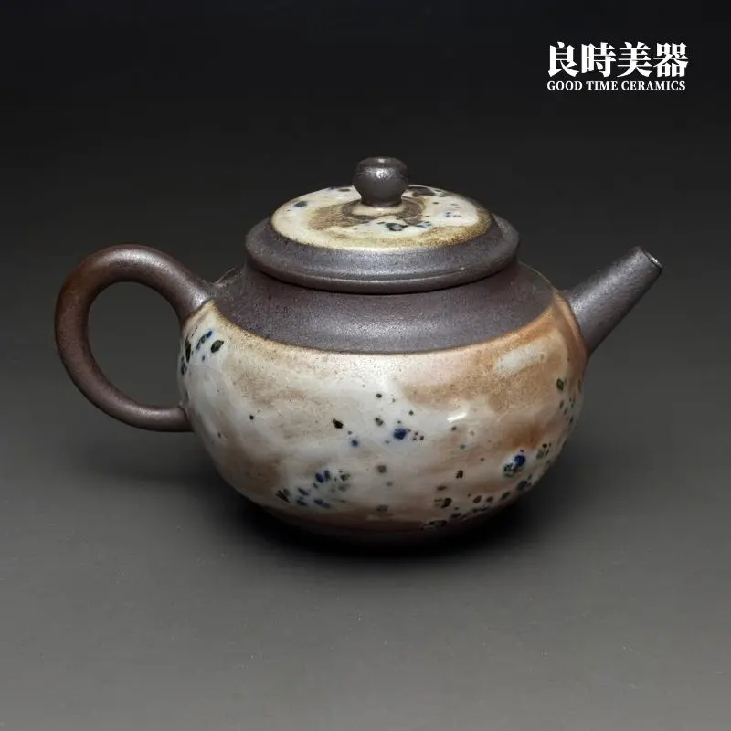 hmym3-18 (6) 台灣工藝大師王文玉手修坏底足特寫-原礦岩礦泥料質地-手工茶壺