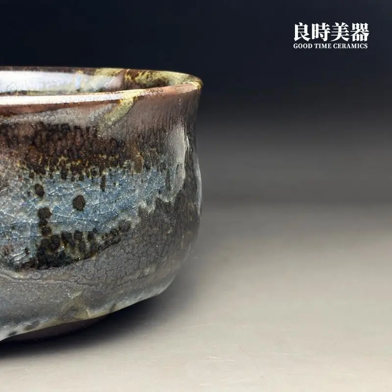 台灣茶具-許旭倫志野燒釉茶碗碗口線條與外壁流釉層次側面