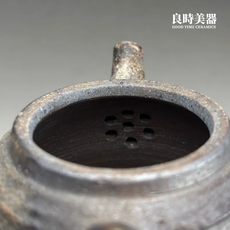 t-ccz-1 (4) 台灣名家手工柴燒原礦茶壺內孔外觀
