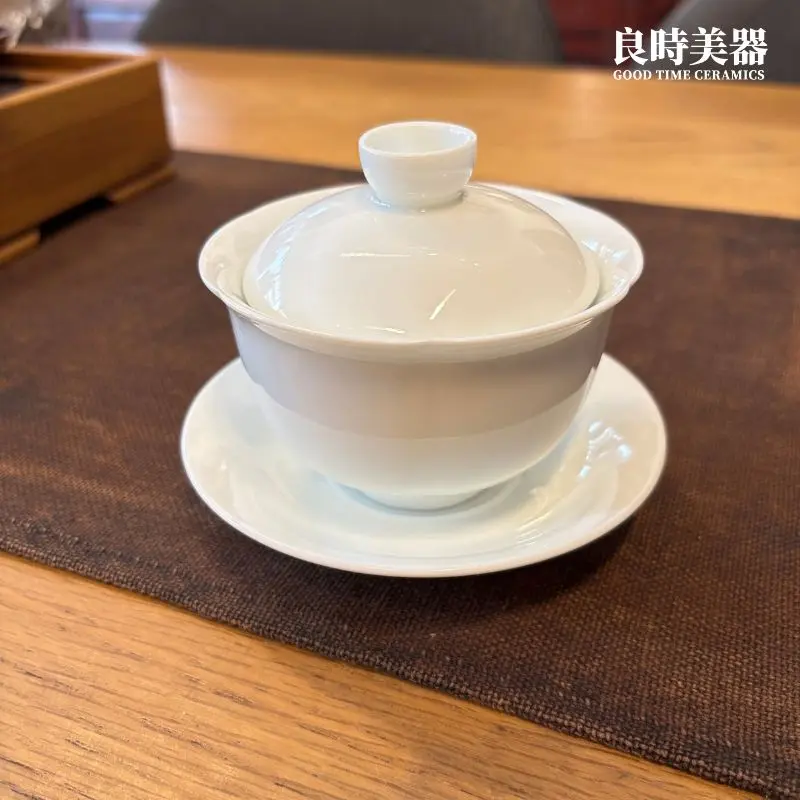 雲朵蓋碗