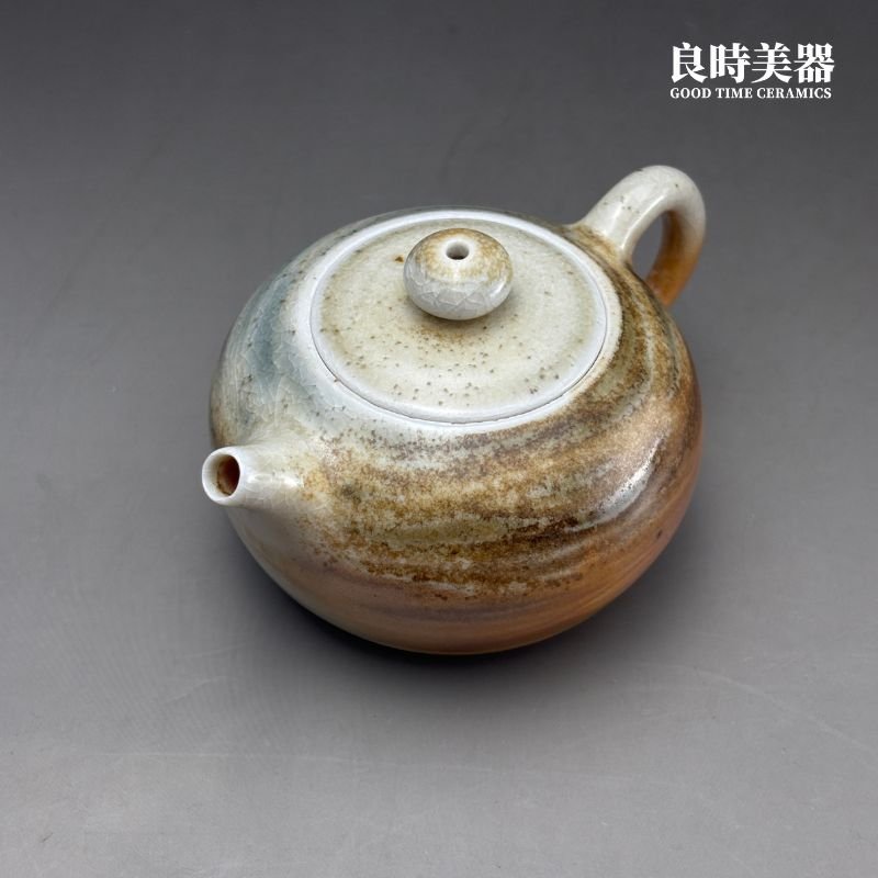 sgg-061-1 (2) 台灣茶器推薦-周聖鈞手作Sgg-061-1虎紋柴燒壺135ml上視圖