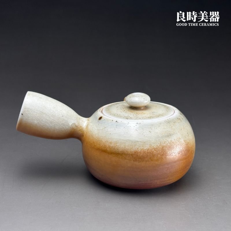 sgg-063-1 (3) 台灣茶器推薦-周聖鈞手作Sgg-063-1虎紋柴燒側把壺170ml後面