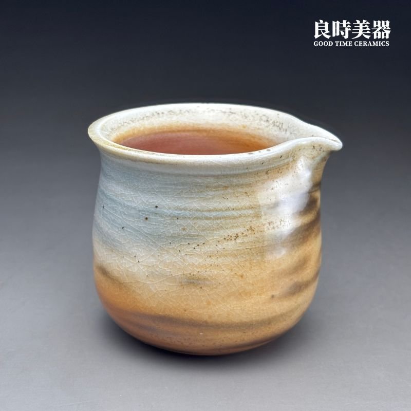 高端台灣茶器-周聖鈞Sgg-064系列瓷土胎體與流暢把手細節