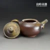 ccz-15 (3) 台灣茶具-張家誌手作入炭柴燒壺大口口蓋與笠帽鈕結晶特寫