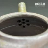 張家誌手作入炭柴燒壺內壁七孔梅花狀濾網工藝細節特寫