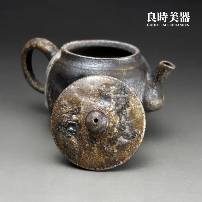 良時美器台灣茶器推薦-張家誌手作入炭柴燒壺190ml壺蓋落灰
