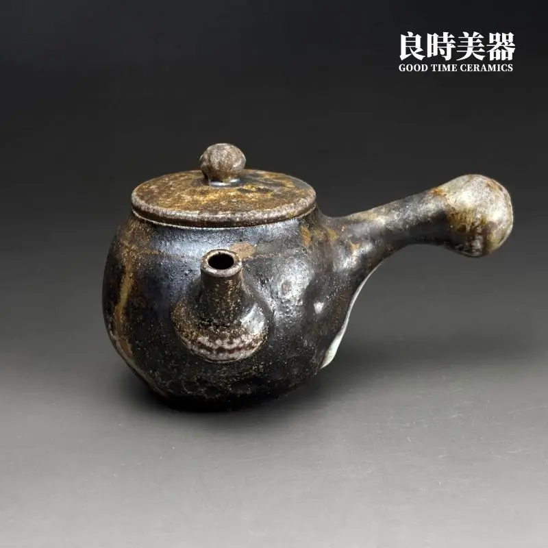 台灣茶具-張家誌手作入炭柴燒壺-Ccz-19正面外觀與金黃落灰結晶
