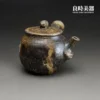 台灣茶器推薦-張家誌手作入炭柴燒壺直流壺嘴與圓扁腹身筒細節
