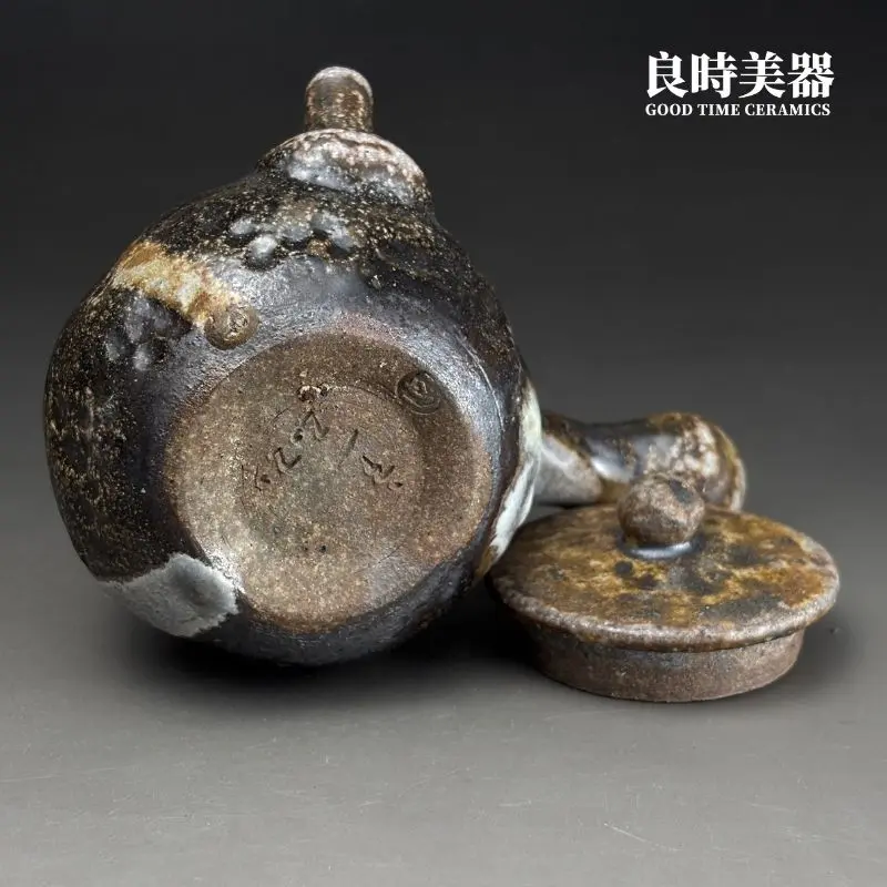 台灣茶具-張家誌手作入炭柴燒壺底足內圈與2.27山形、方形落款簽名真跡