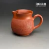 陳政嵐手作爆裂朱泥茶海內壁精煉朱泥胎體與流暢把手銜接視覺