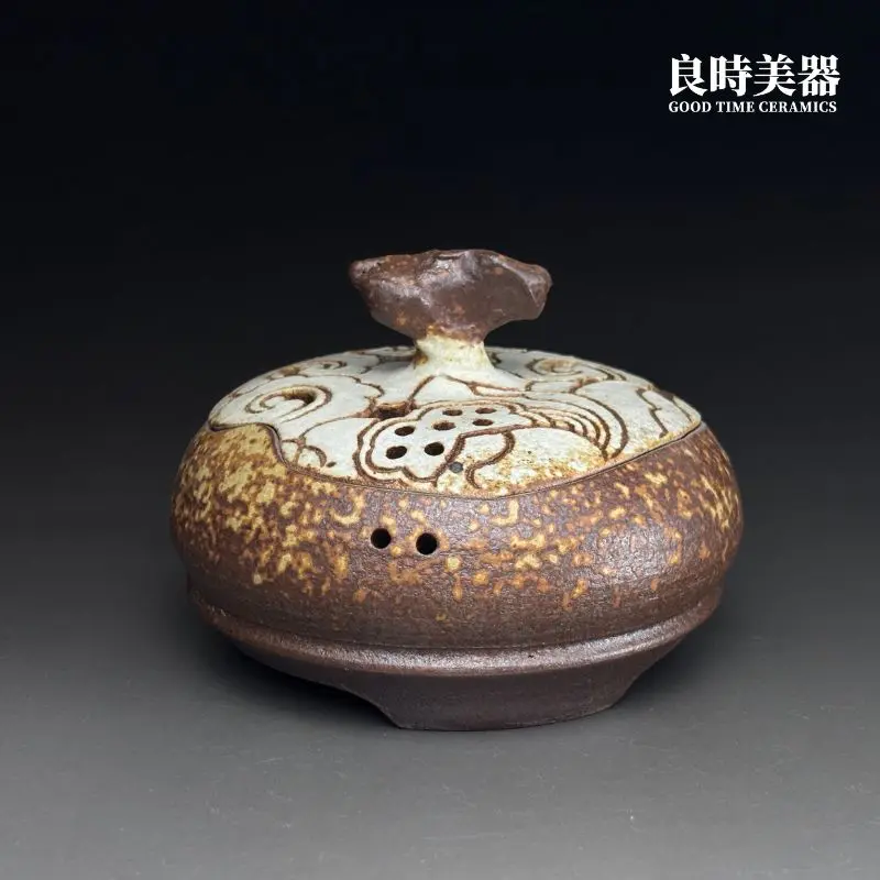 台灣茶具-陳政嵐手作祥雲薰香爐粗獷原石狀蓋鈕與蓋面微細肌理