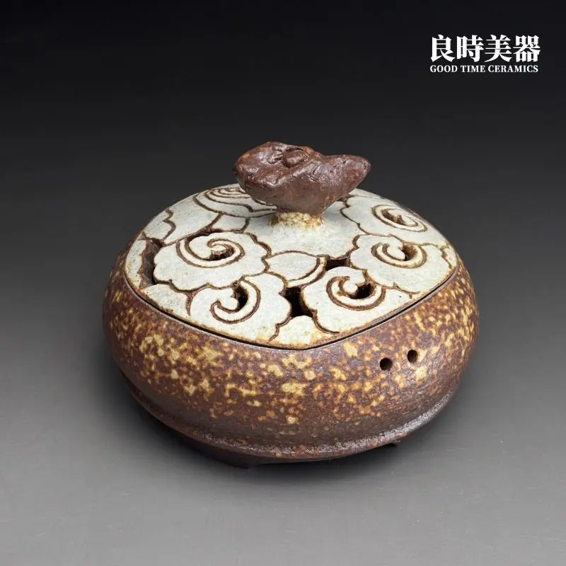 ymmg-7 (6) 台灣茶器推薦-陳明謙手作祥雲薰香爐手工鏤空祥雲雕刻頂蓋特寫