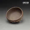 ：江世為手作岩礦茶杯寬口圓腹幾何結構與持拿手感特寫