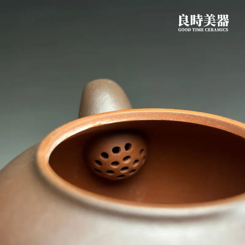 台灣茶具-陳政嵐楓葉紫砂壺250ML內孔特寫